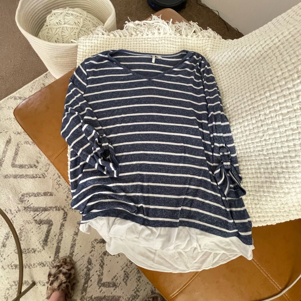 blue and white striped top